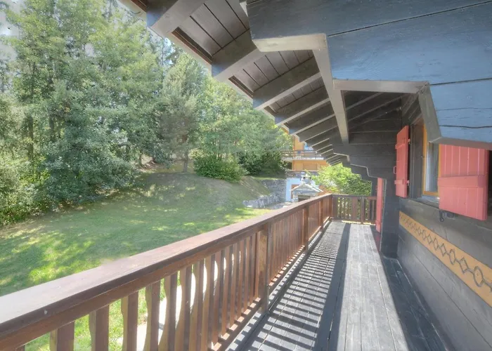 Isbane A Avec Vue Sur Les Alpes